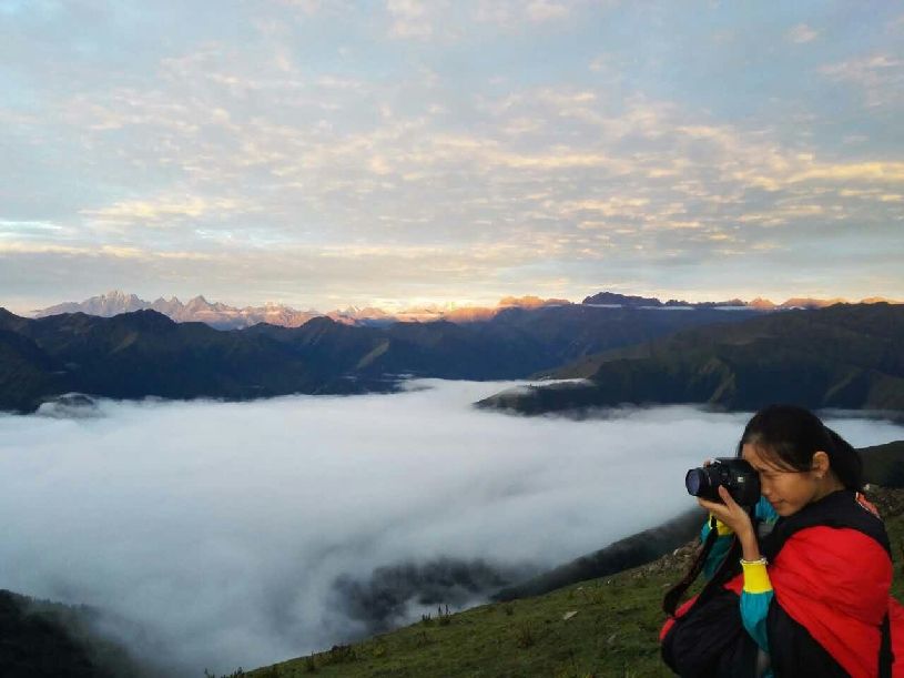 国】达瓦更扎看云海AG真人【大美中(图4) 国】达瓦更扎看云海AG真人【大美中(图4)