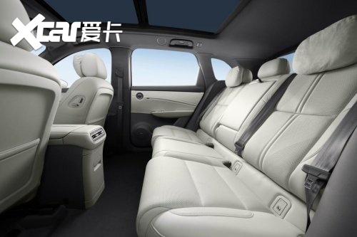 红旗HS6PHEV十大新标准碾压同款车型AG真人游戏第一品牌适合家用的suv推荐(图4)