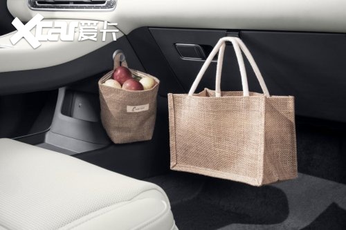 红旗HS6PHEV十大新标准碾压同款车型AG真人游戏第一品牌适合家用的suv推荐(图8)